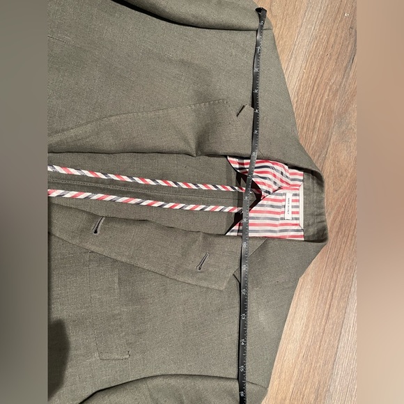 Thom Browne linen blend blazer sportcoat. Size 0 (equivalent to sizes 36-38). - Picture 10 of 15